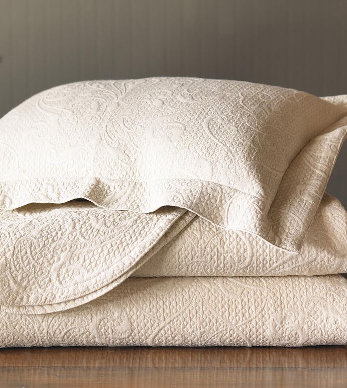 Jacqueline Matelasse