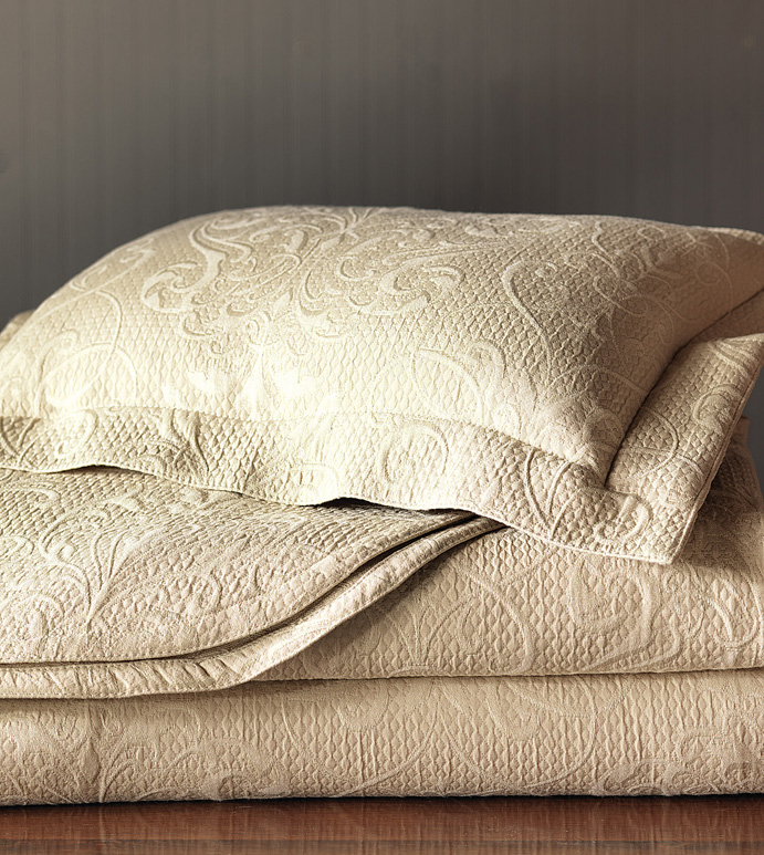 Jacqueline Matelasse