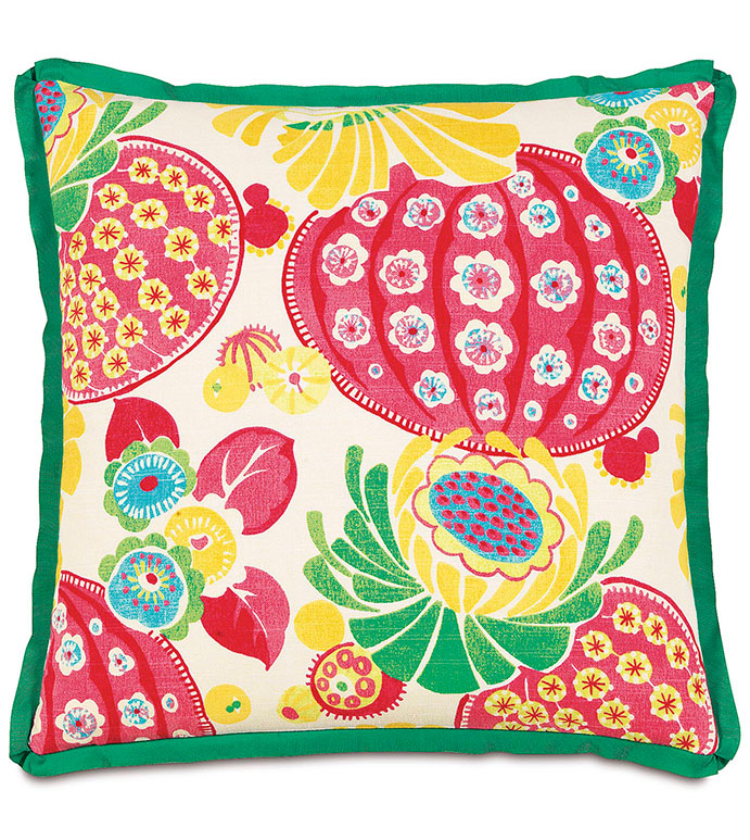 Alexis With Ribbon Flange