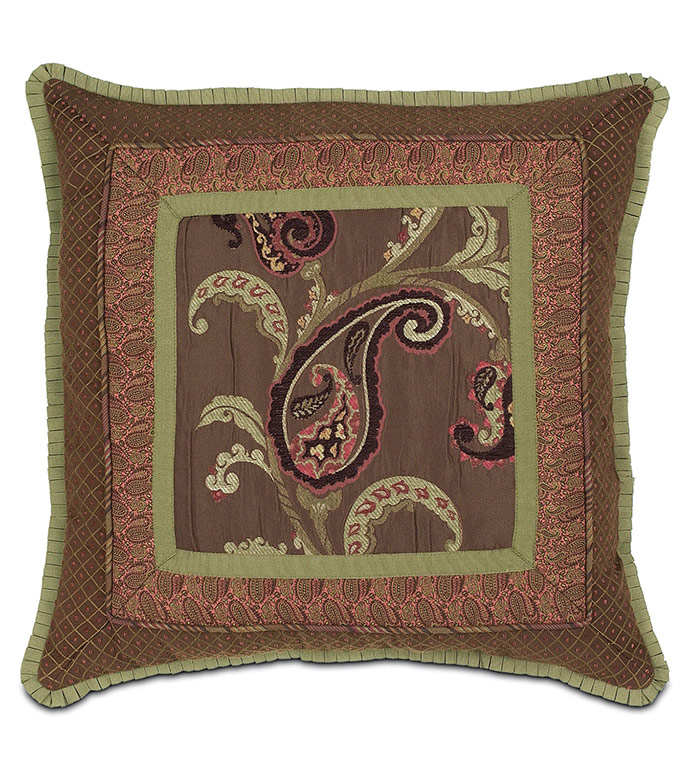 Amelie Border Collage