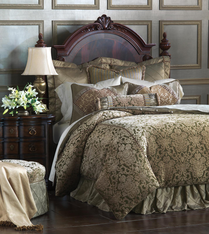 Whitaker Bedset