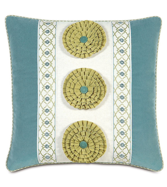 Filly White Insert With Rosettes