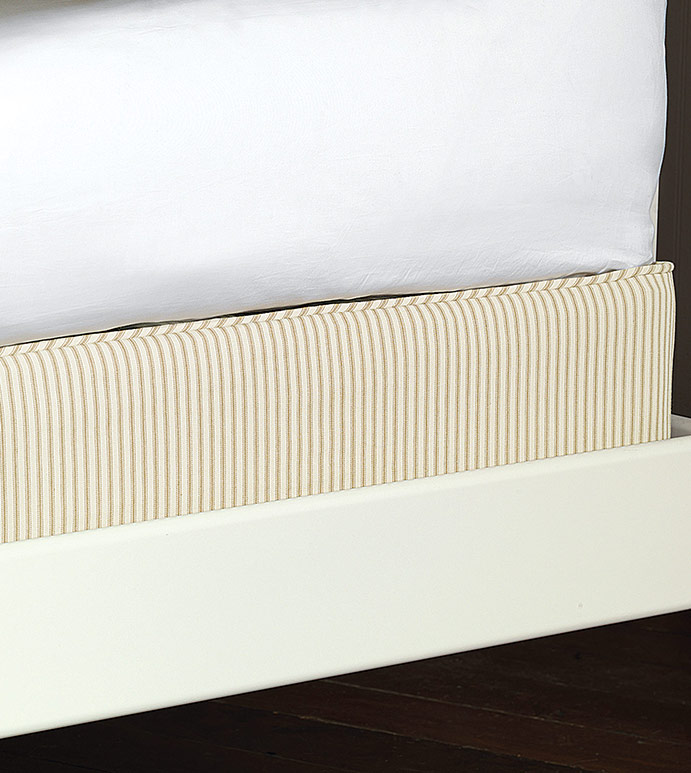 Heirloom Vanilla Box Spring Cover Q