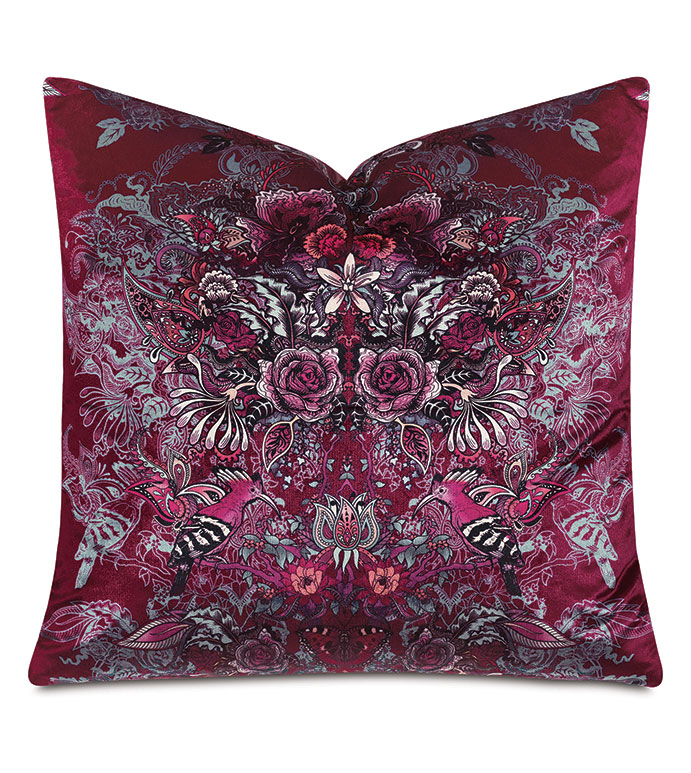 Lisse Floral Decorative Pillow