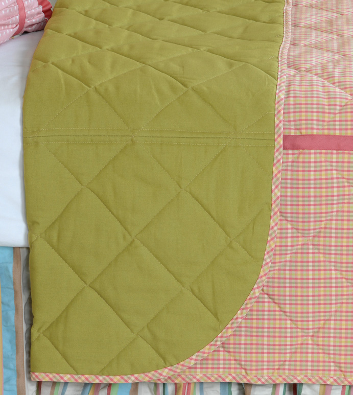 Hopscotch Berry Coverlet