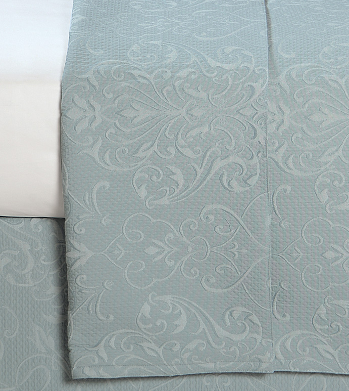 Jacqueline Lake Coverlet