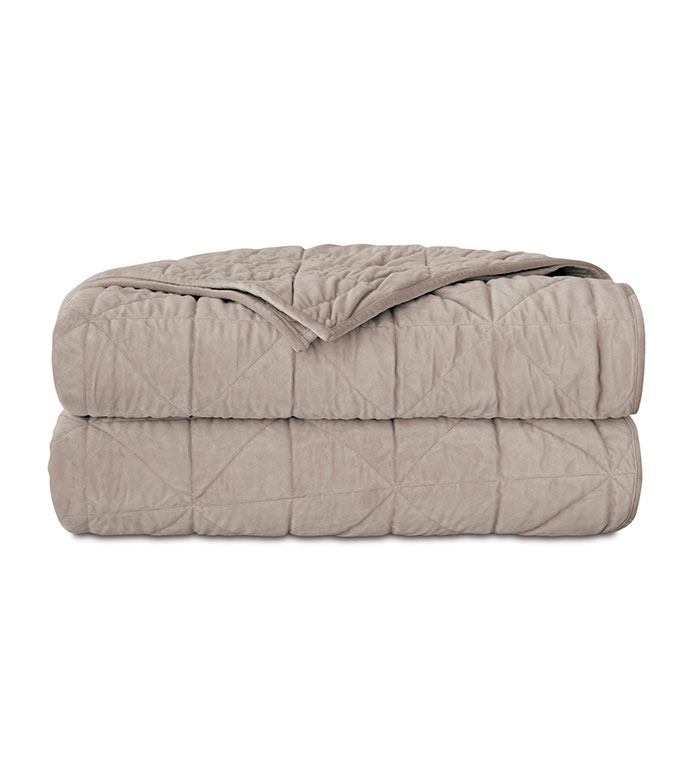 Nova Quilted Velvet Coverlet in Ivory