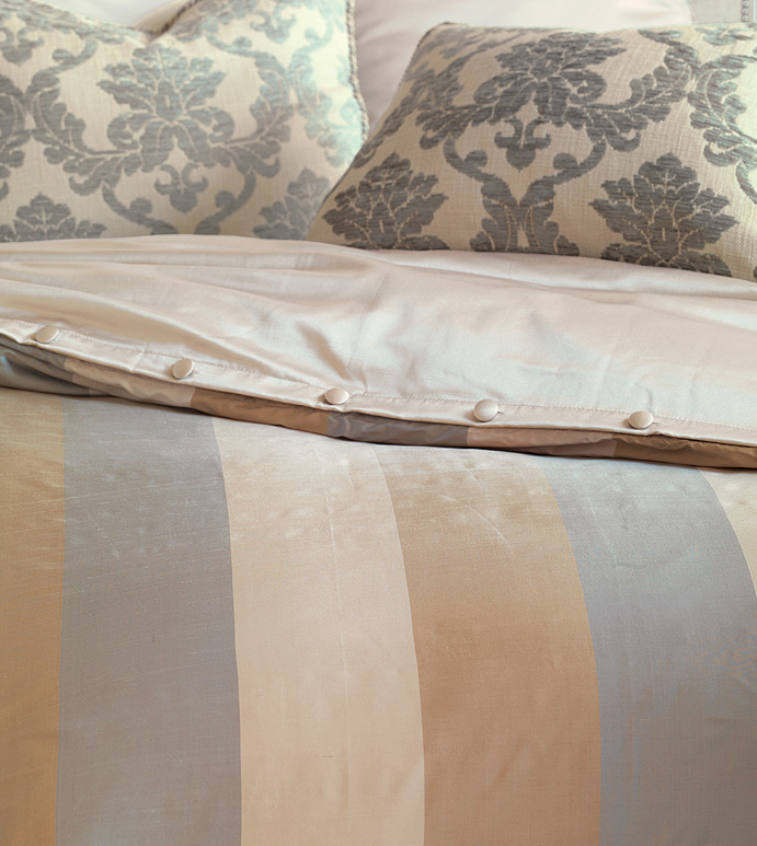 Memoir Antique Duvet Cover