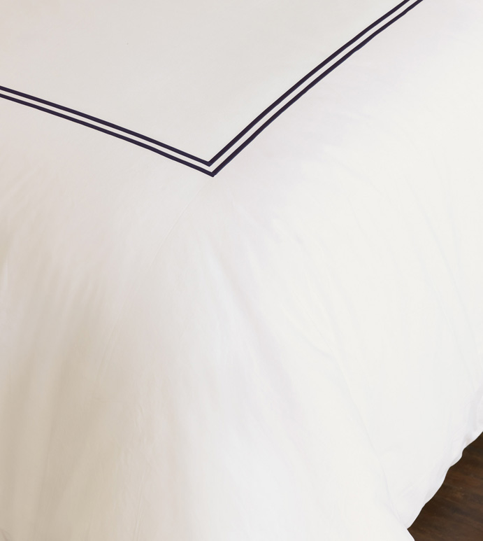 Enzo Ivory/Black Duvet Cover