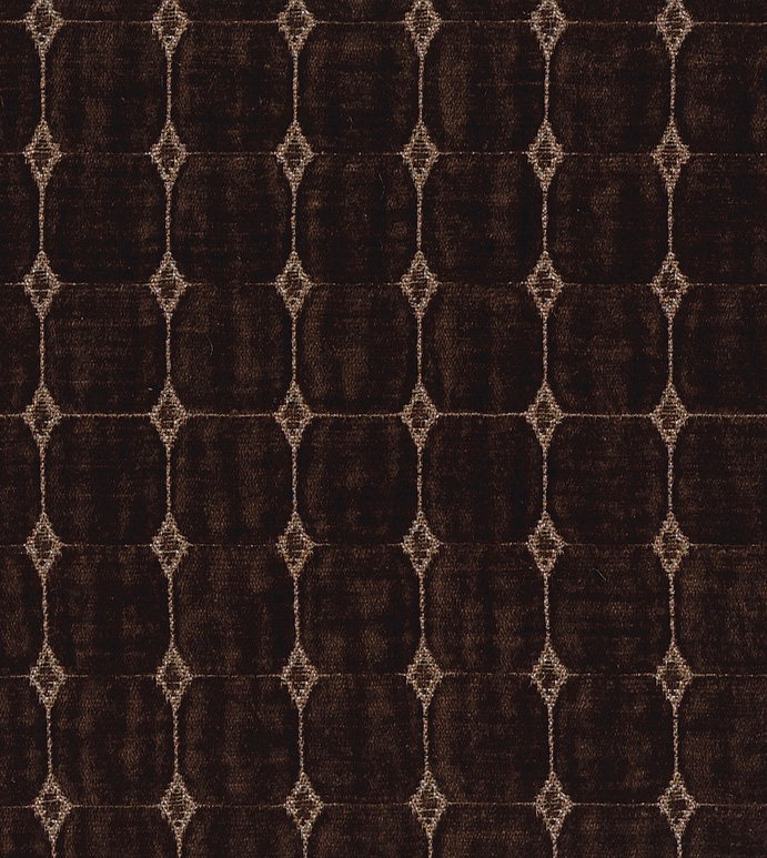 Lamour Walnut