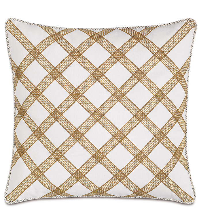 Baldwin White With Trellis