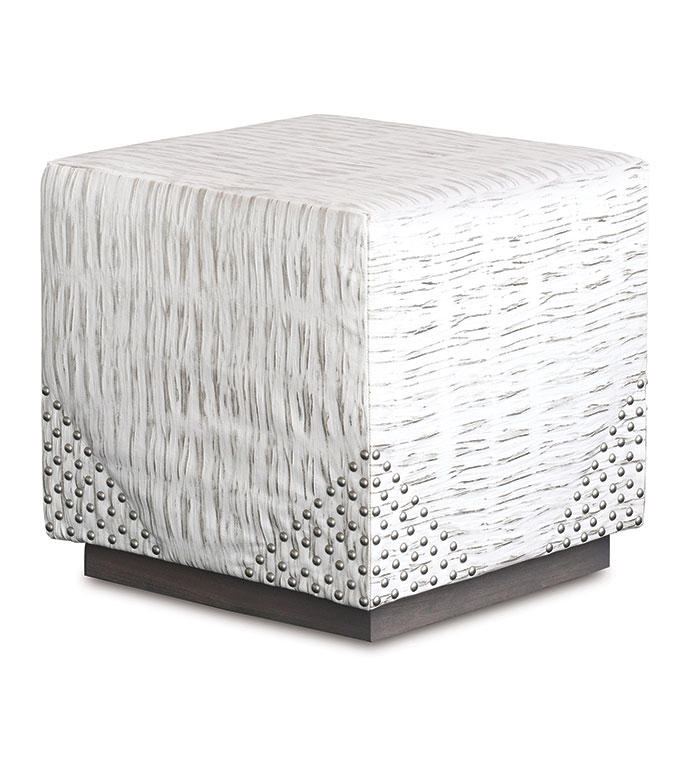 TILDA NAILHEAD OTTOMAN