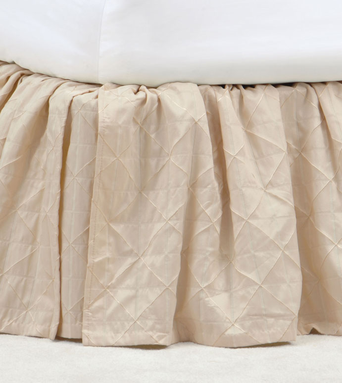 Capellen Ivory Skirt