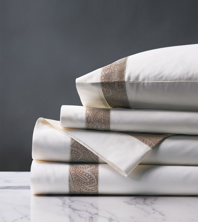 Cornice White/Biscotti Sheet Set