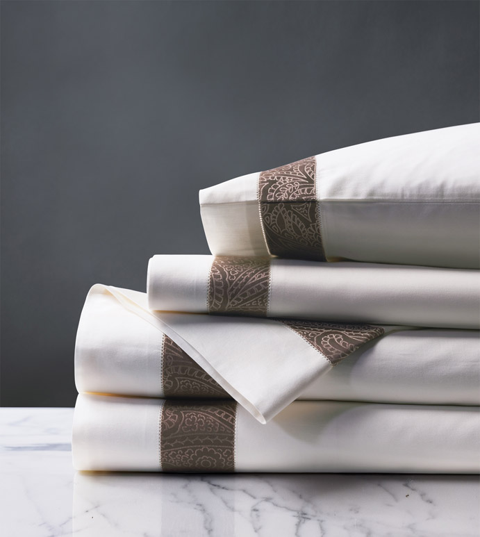Cornice White/Truffle Sheet Set