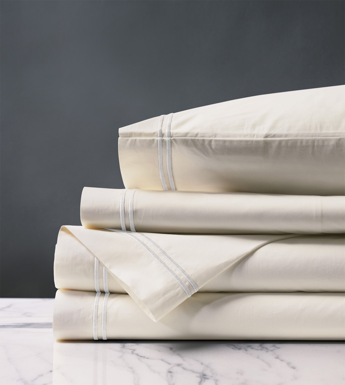 Enzo Ivory/White Sheet Set