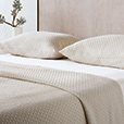 Tegan Matelasse Coverlet In Ivory