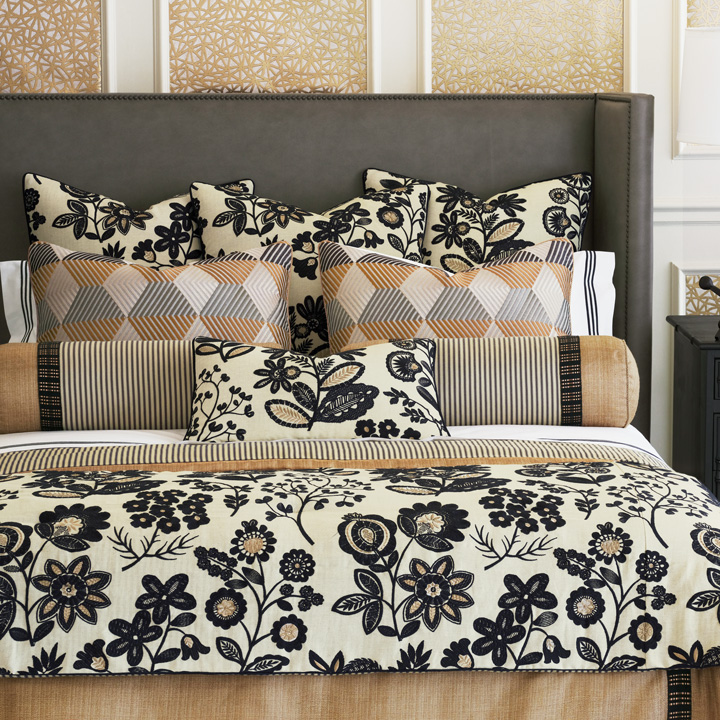 Lars luxury bedding collection