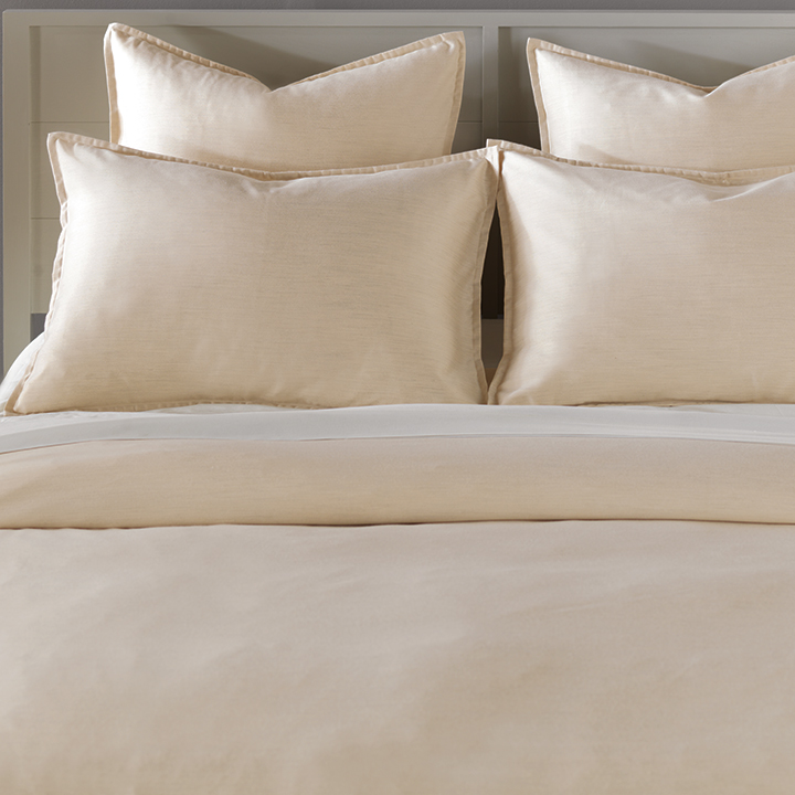 Pierce luxury bedding collection