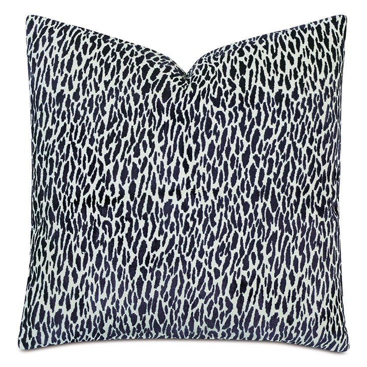 Earl Woven Decorative Pillow in Indigo