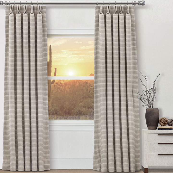 SPERRIN WINDOWPANE CURTAIN PANEL