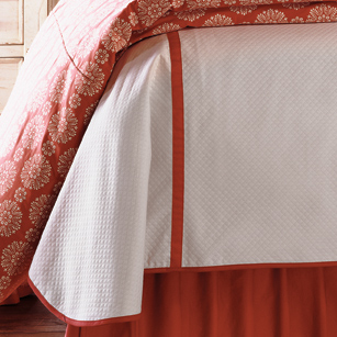 Annika: Curtsey Cotton Coverlet