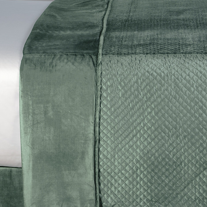 Reuss Ocean Coverlet