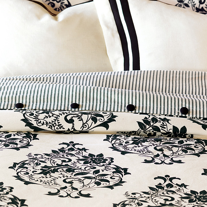 Evelyn Duvet Cover