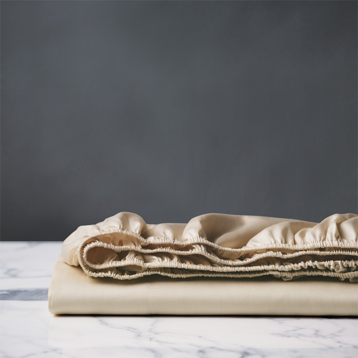 Deluca Sateen Fitted Sheet in Almond