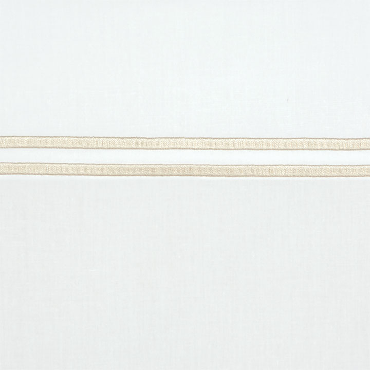 SATIN STITCH BISQUE SWATCH 3X2.5