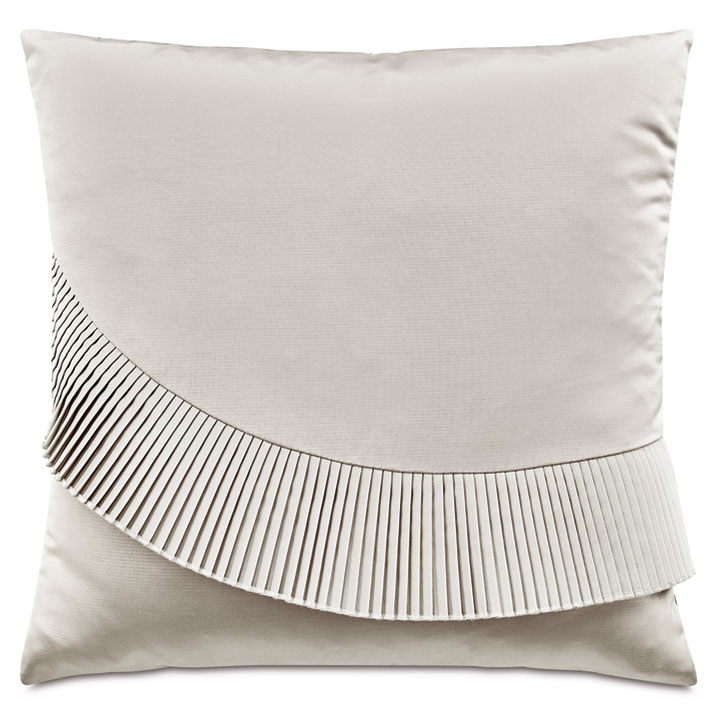 ROMILLY PLEATED APPLIQUE DECORATIVE PILLOW