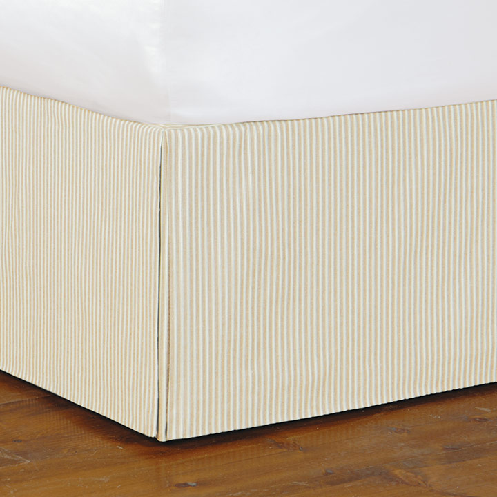 Heirloom Vanilla Skirt Pleated