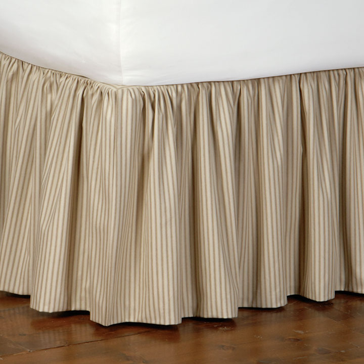 Heirloom Celery Skirt Ruffled