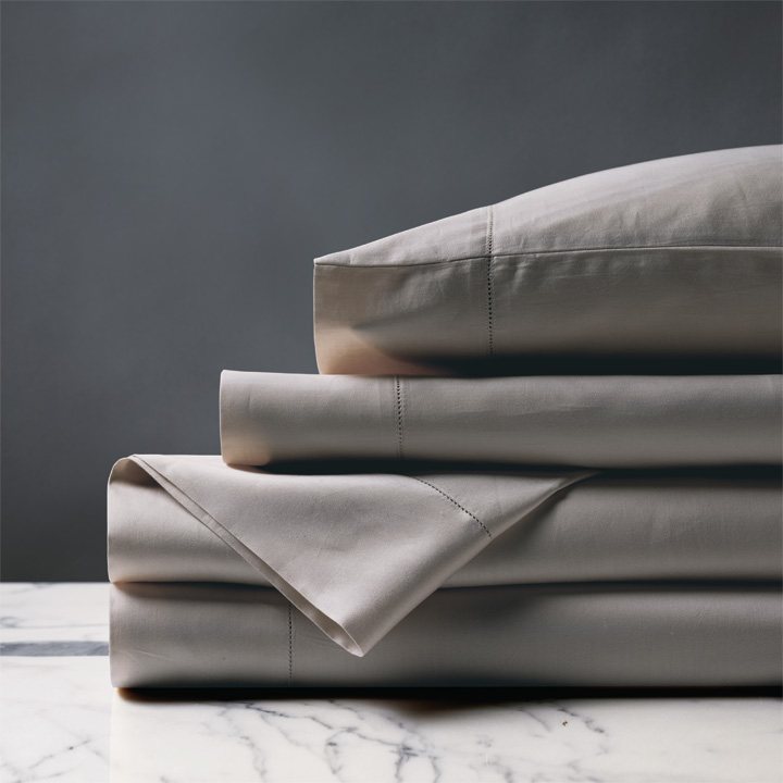 Deluca Sateen Sheet Set in Fawn