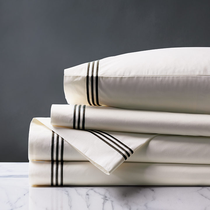 Tessa Satin Stitch Sheet Set in Ivory/Black