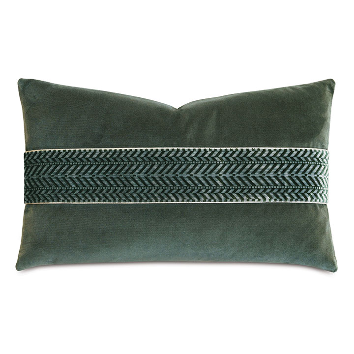 UMA CHEVRON BORDER DECORATIVE PILLOW IN PINE