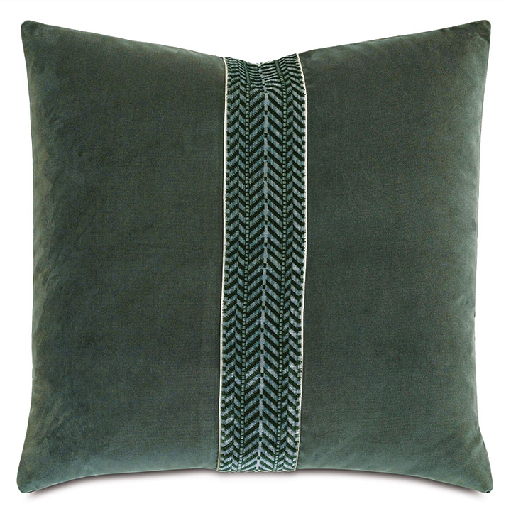 UMA CHEVRON BORDER DECORATIVE PILLOW IN PINE