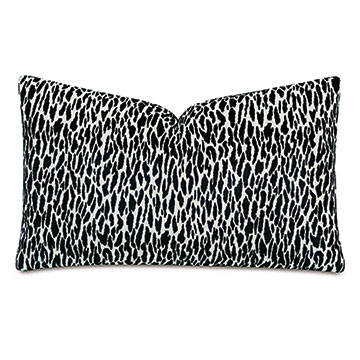 Earl Woven Decorative Pillow In Onyx