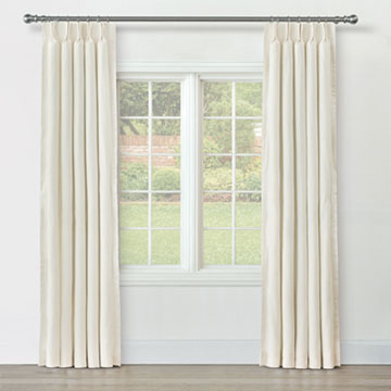 BRISA LINEN CURTAIN PANEL IN IVORY