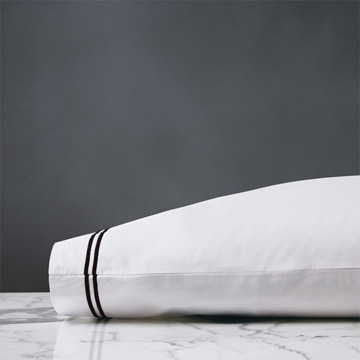 Enzo Satin Stitch Pillowcase in Black