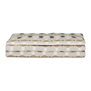 LEVI EMBROIDERED BED SCARF