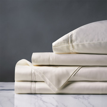 Lusso Sateen Sheet Set in Ivory