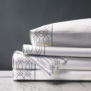 Nicola Embroidered Border Sheet Set in Gray