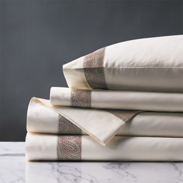 Cornice Ivory/Biscotti Sheet Set