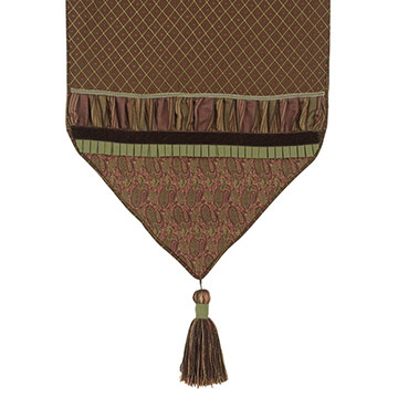 Candace Berry Ends Runner