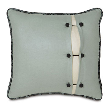 Renae Breeze With Knots