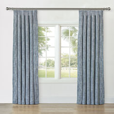 CAVILL TEXTURED CURTAIN PANEL IN GLACIER